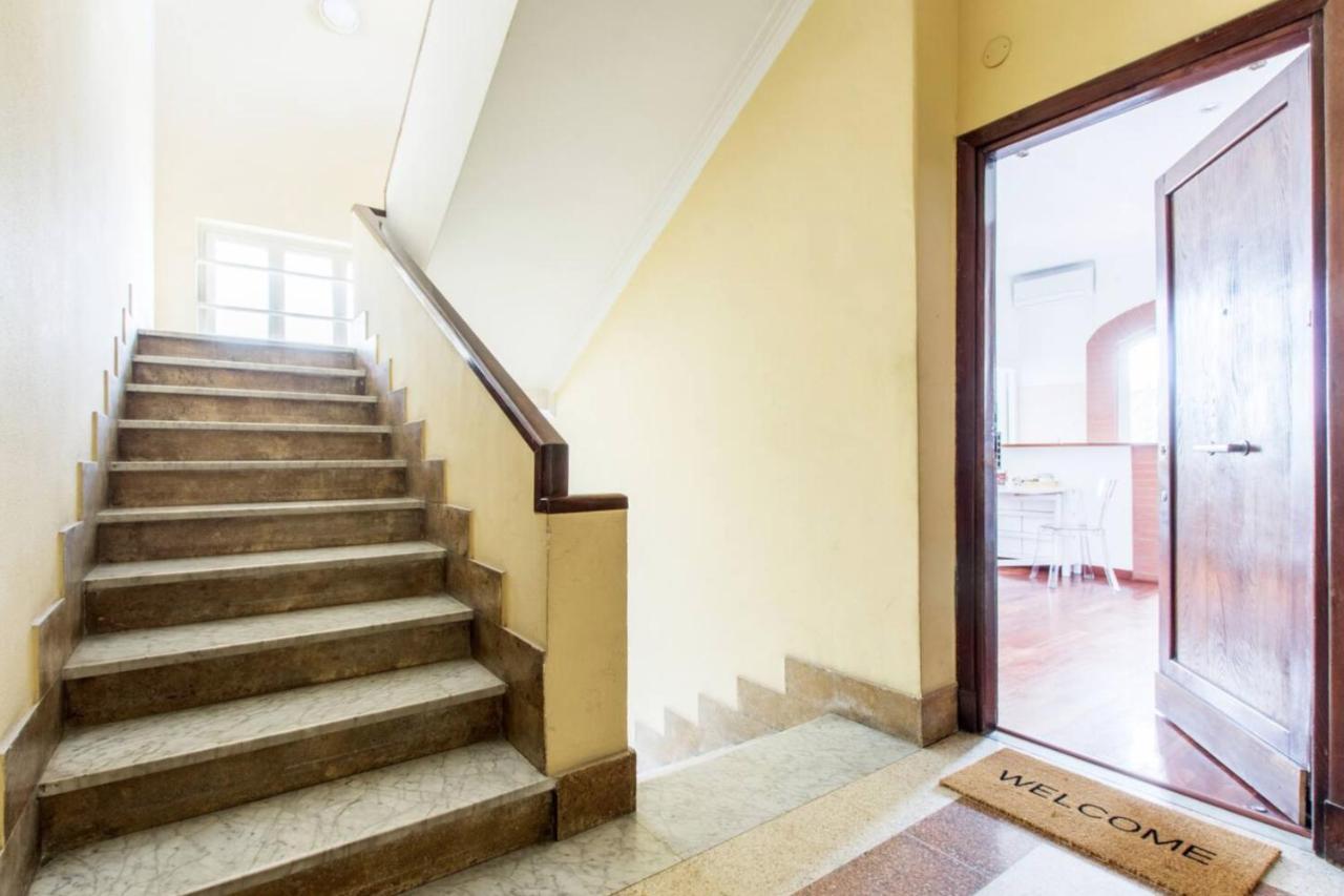 Welcome Dhome - Cozy Penthouse With St. Peter View Рим Екстер'єр фото