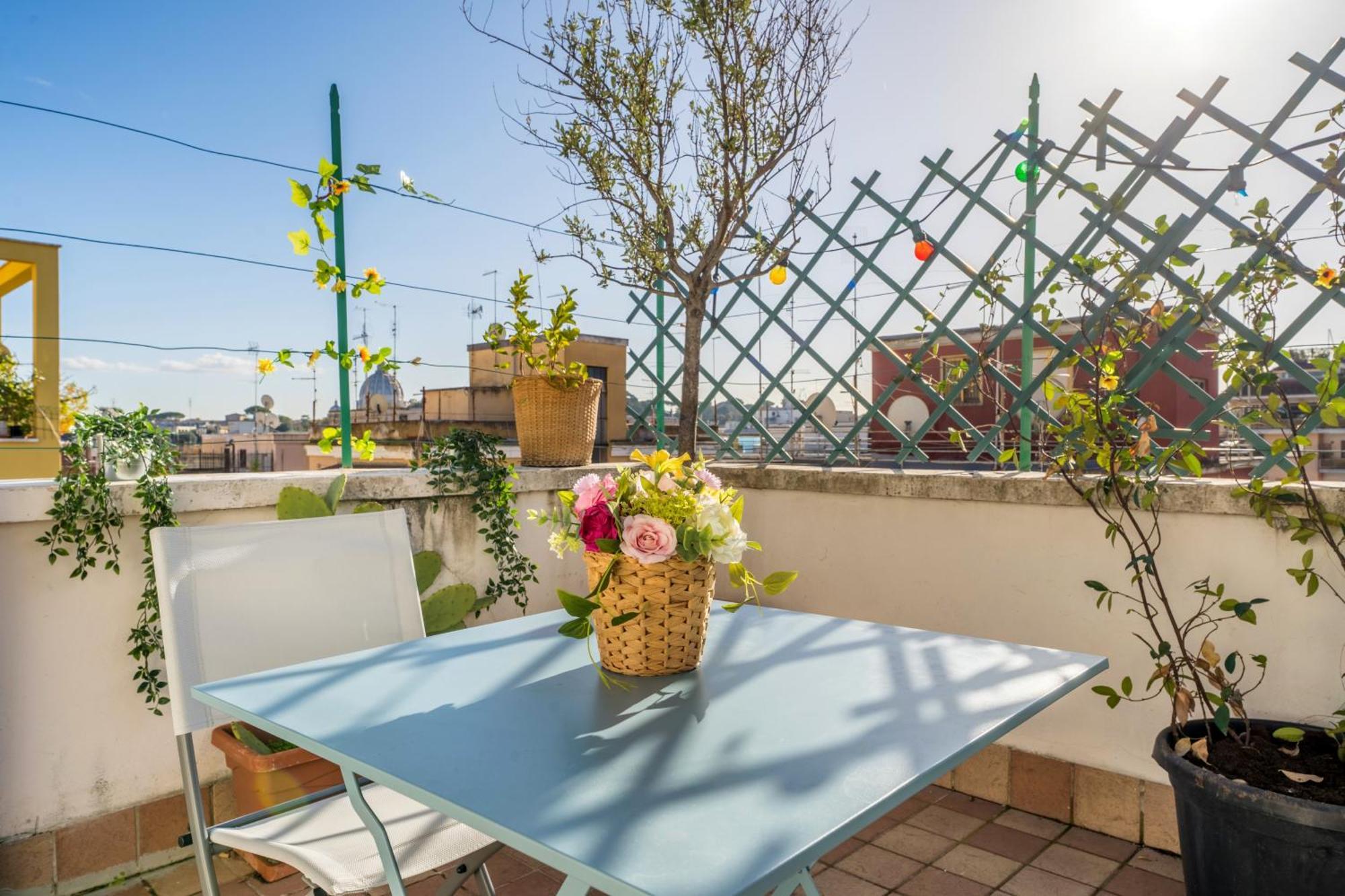 Welcome Dhome - Cozy Penthouse With St. Peter View Рим Екстер'єр фото